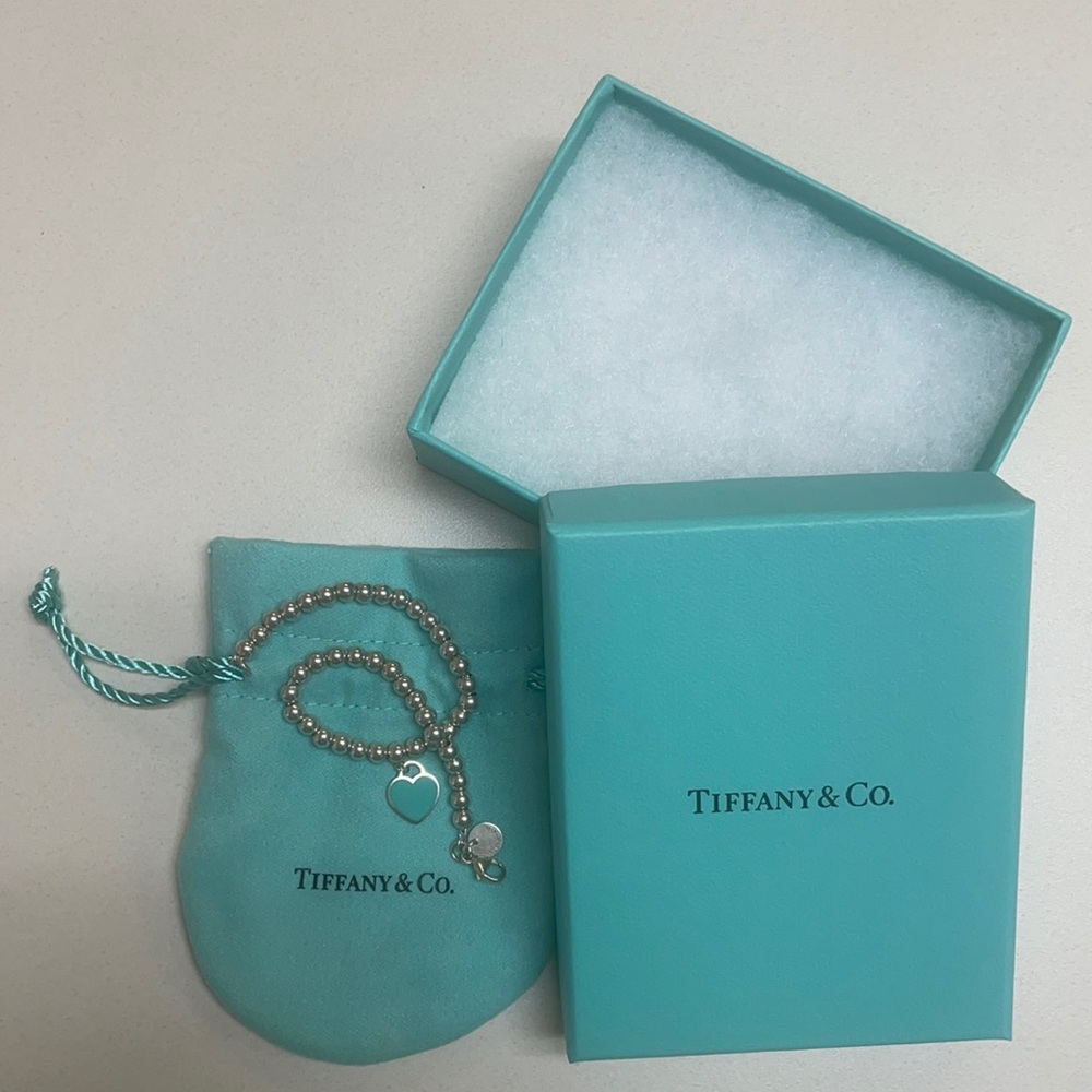 Tiffany & Co. Heart Tag Bead Bracelet in Silver